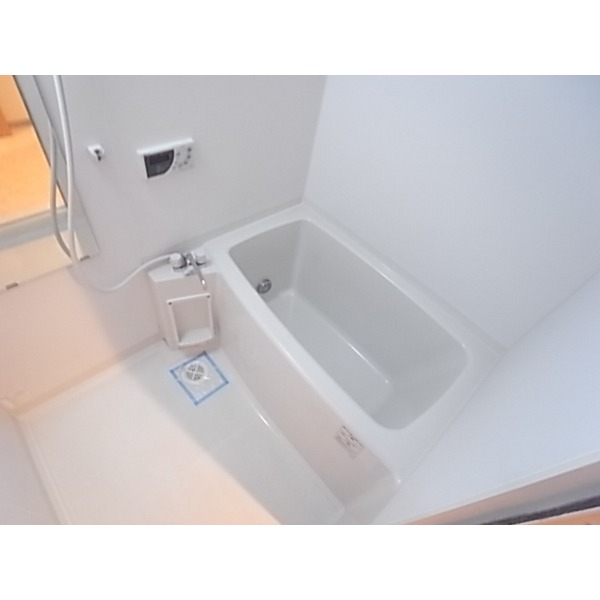 Bath.  ※ It is a photograph of another room