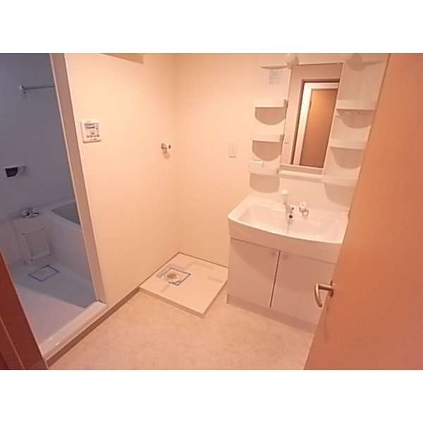 Washroom.  ※ It is a photograph of another room