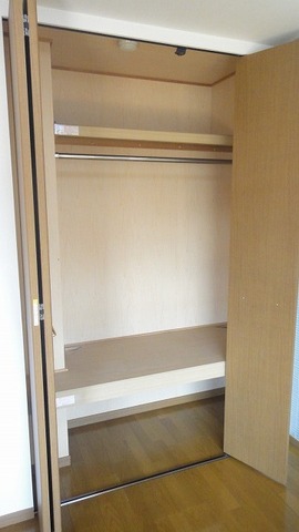 Other room space. Receipt