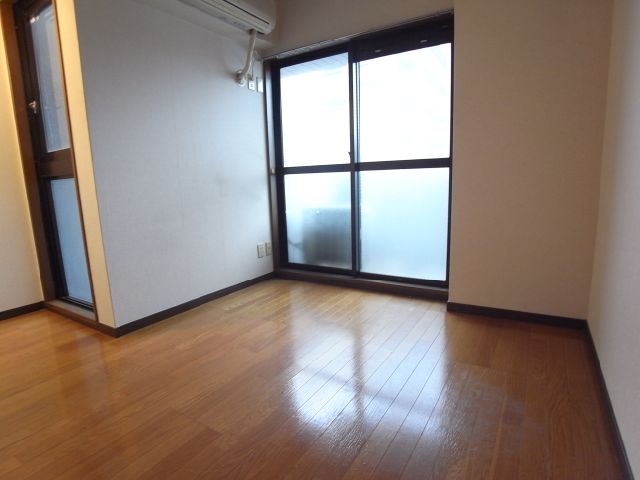 Living and room. Western style room