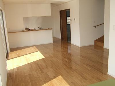 Same specifications photos (living). Since the portrait is a living, Has become a place such as a dining table and sofa and easy floor plan image (^ o ^)