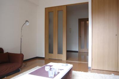 Living and room. Model room photo