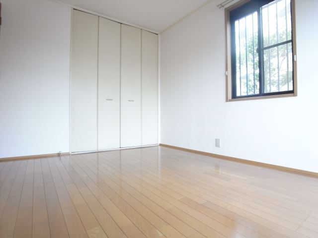 Other room space. Western style room