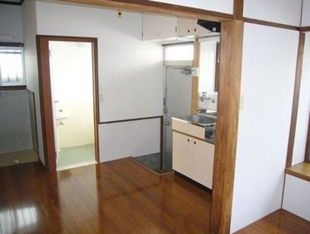 Other room space. All room Western-style