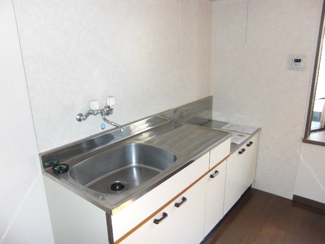 Kitchen. Gas stove allowed ☆