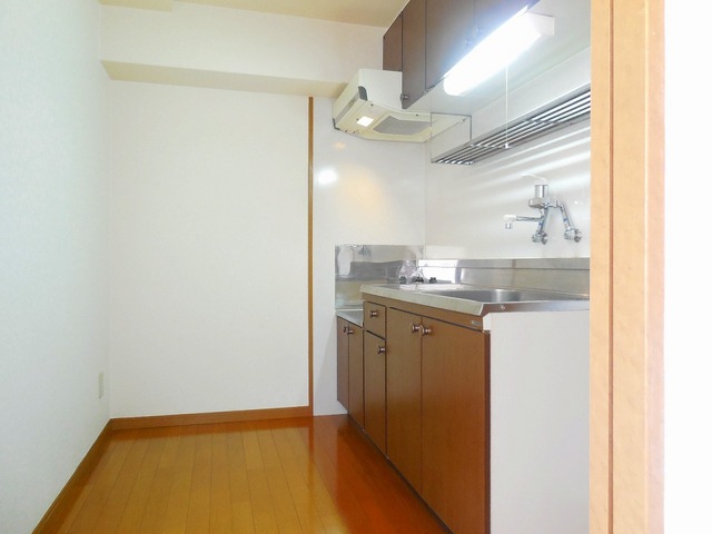 Kitchen. There width likely put even a shelf in the back