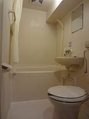 Toilet. bus ・ toilet