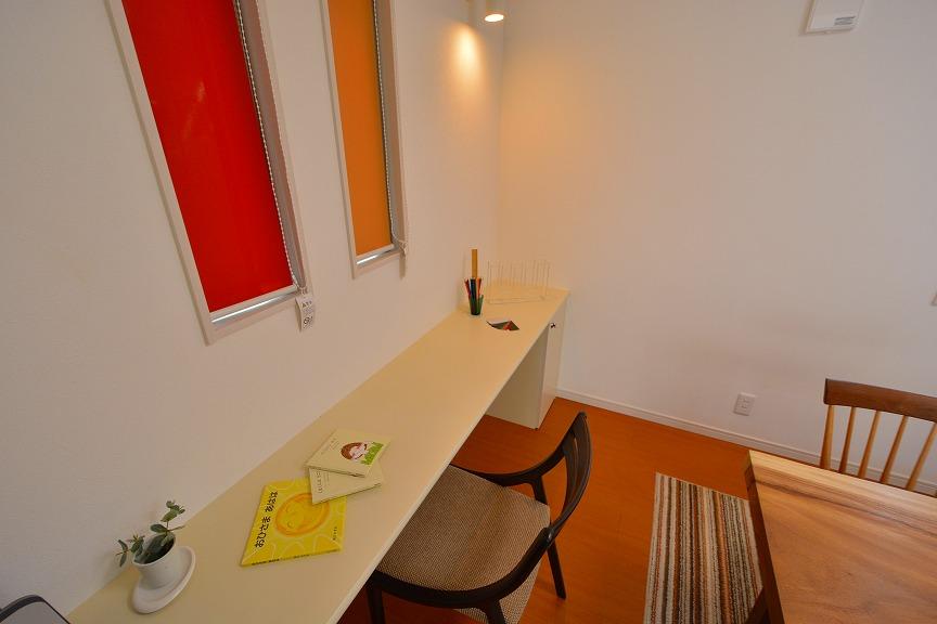 Same specifications photos (Other introspection). Counter example of construction of the same specification