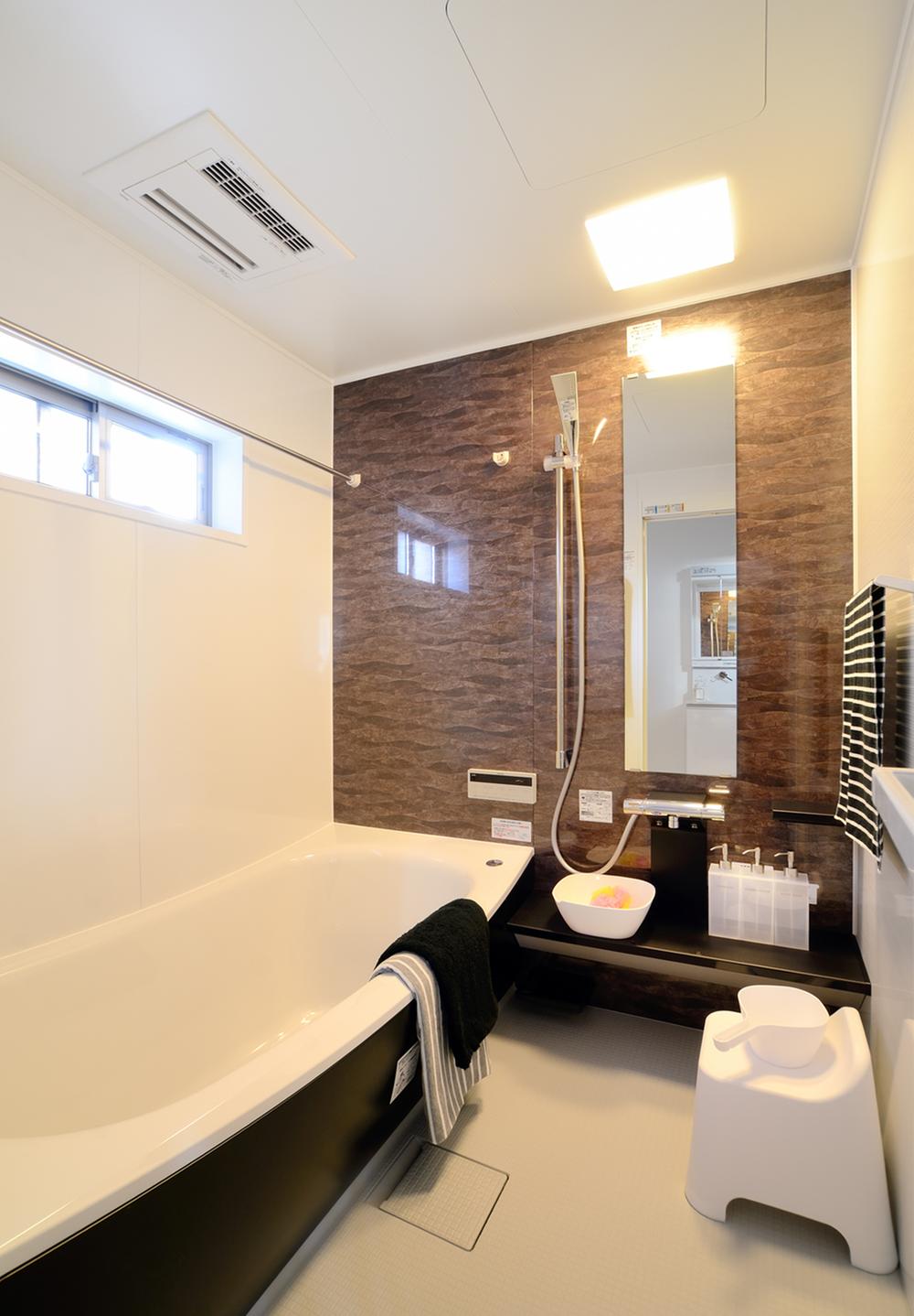 Thermos bath with bathroom dryer. With bathroom dryer