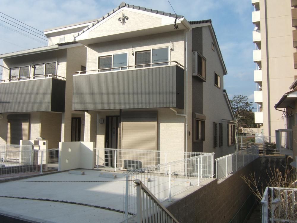 Local appearance photo. ※ The photograph is a property of the same manufacturer and construction.