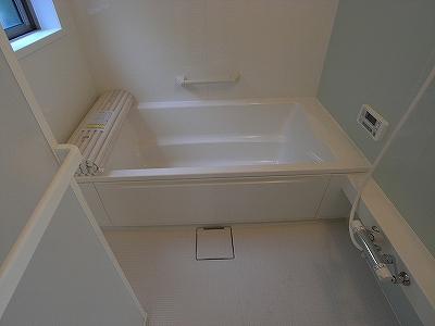 Bathroom. ※ The photograph is a property of the same manufacturer and construction.