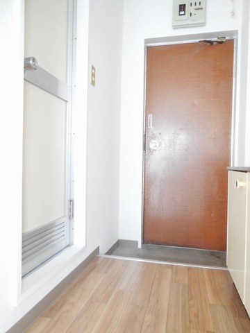 Other room space. It is the entrance part