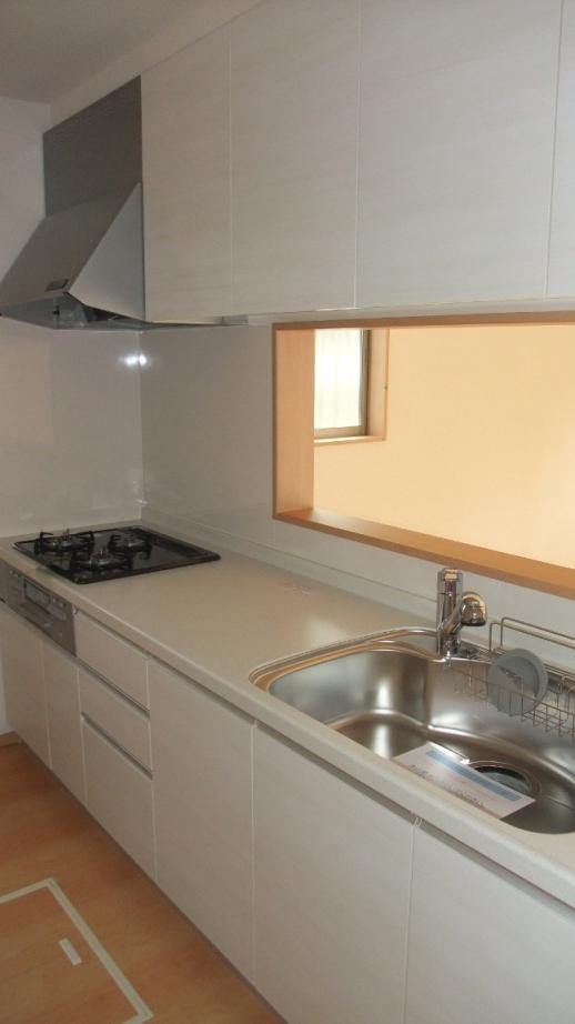 Same specifications photo (kitchen). It is different from the real thing.