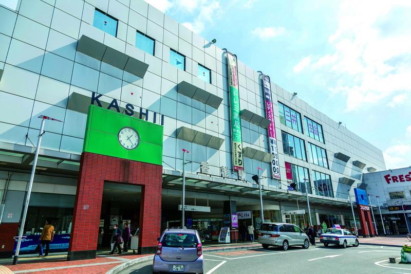 station. 1700m until JR Kashii Station