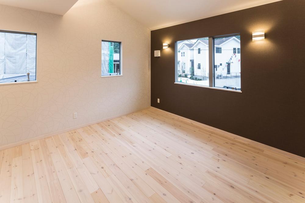 Building plan example (introspection photo). The main bedroom which adopted the gradient ceiling.