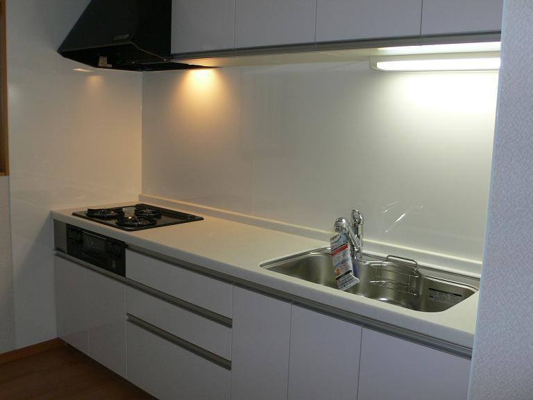 Kitchen. Same specifications image