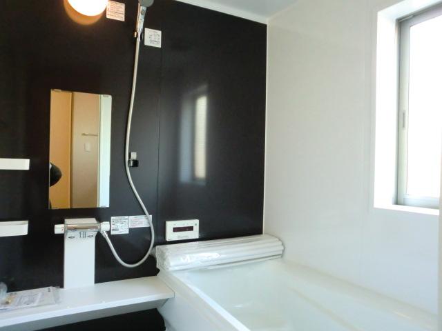 Bathroom. Also stretch legs in 1 pyeong type