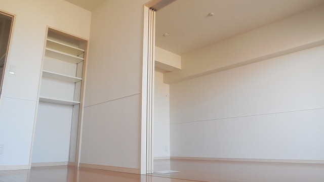 Living and room. Bright Western-style It is a beautiful white keynote