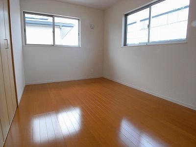 Same specifications photos (Other introspection)