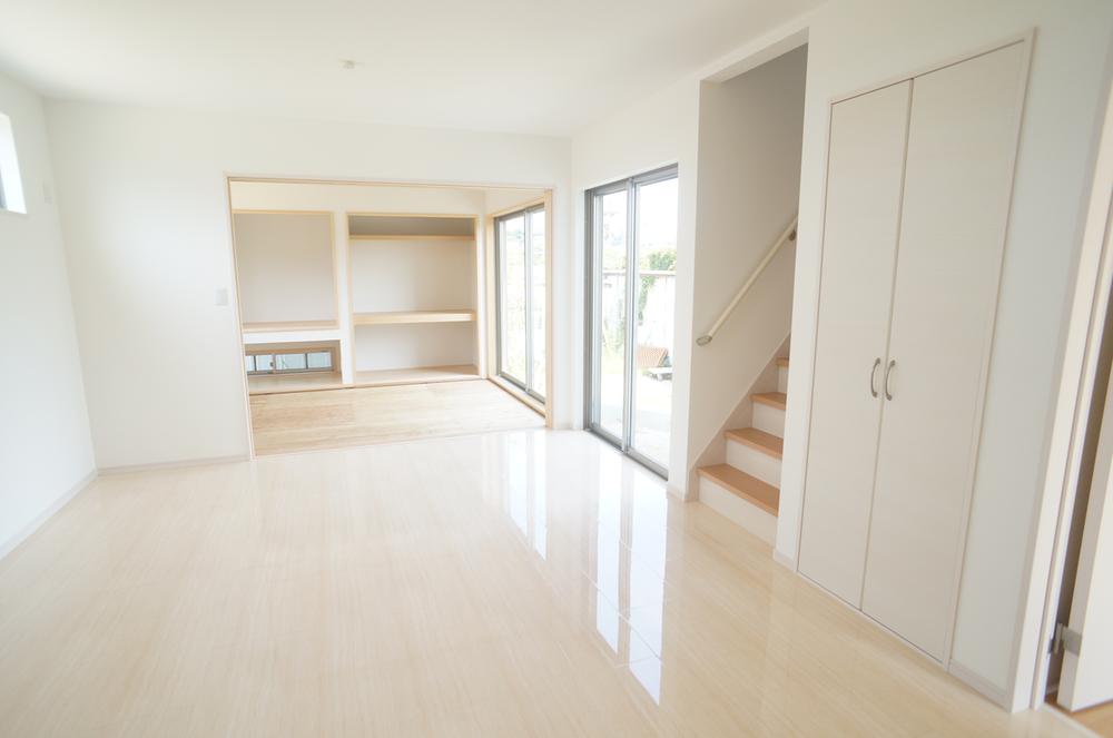 Building plan example (introspection photo).  ◆ Model House Interior photo ◆