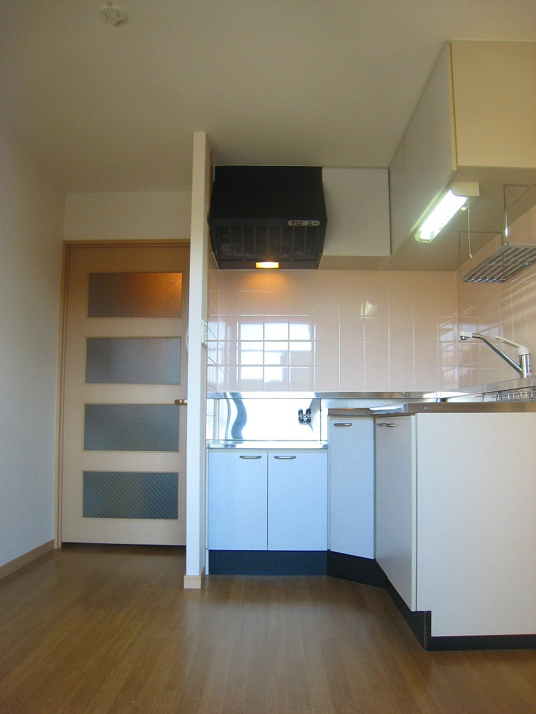 Kitchen. Two-burner stove is can be installed!