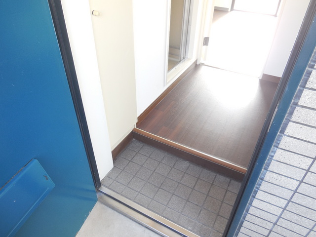 Other room space. It came in light to the door