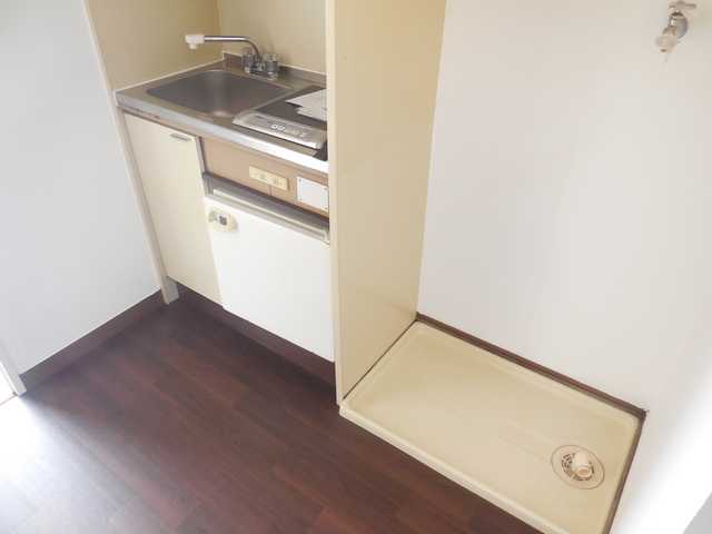 Other room space. Indoor Laundry Storage