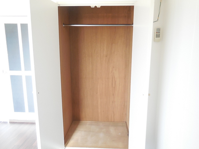 Other room space. Receipt