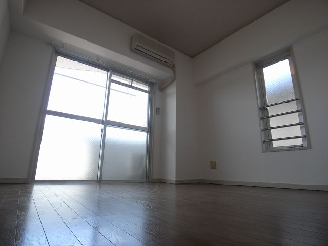 Living and room. Western style room