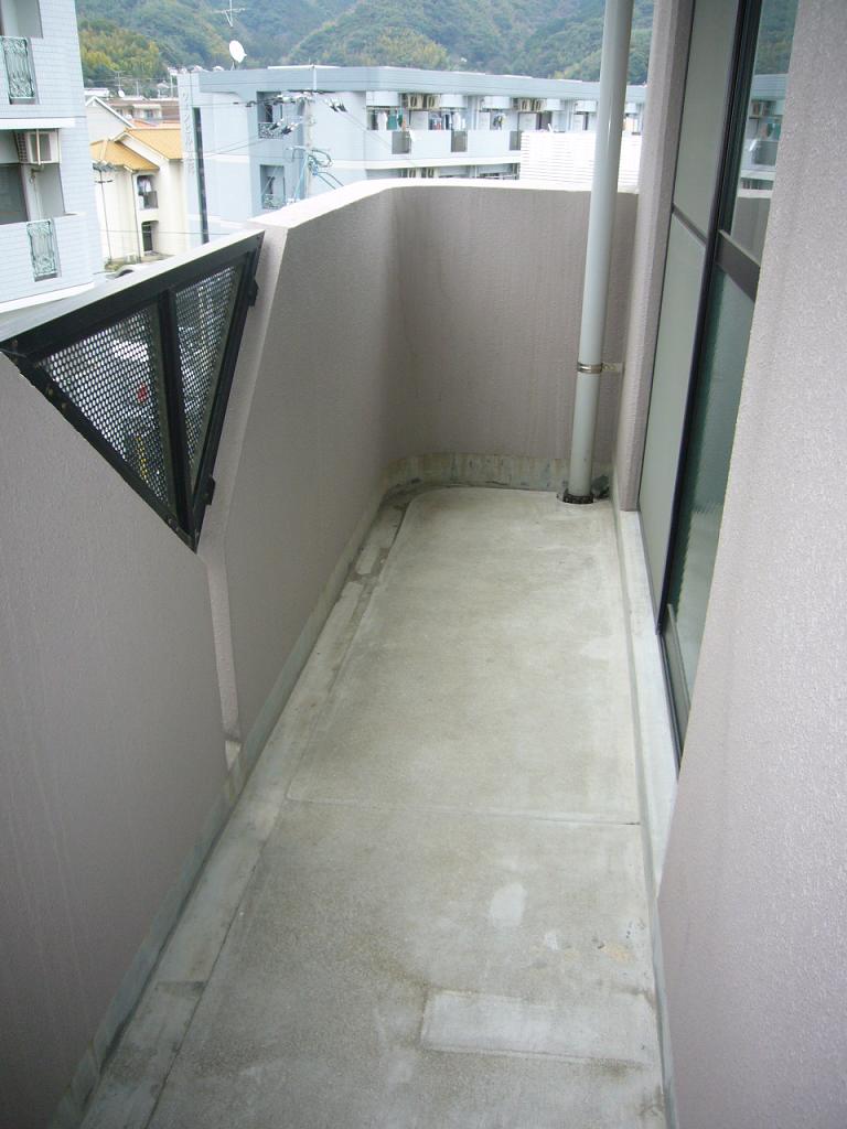 Balcony. Spacious balcony