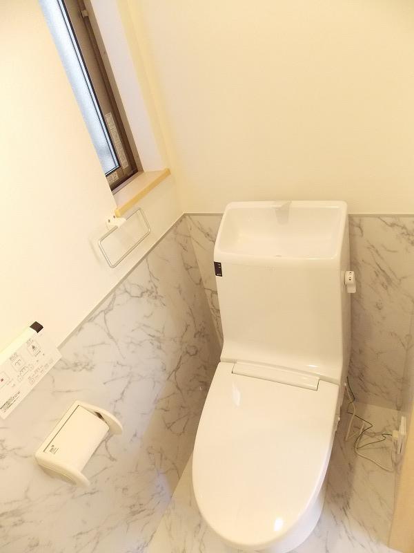 Toilet. Of course, bidet and heating toilet seat is (^_^)'m standard equipment / ◆ It becomes the same specification photo ◆