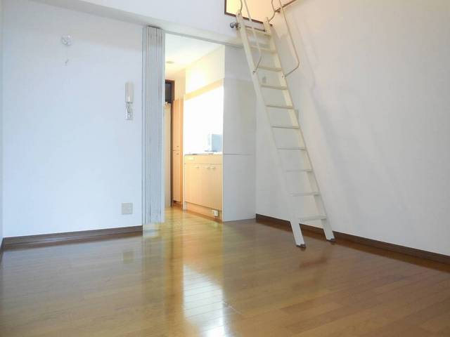 Living and room. There is also a loft