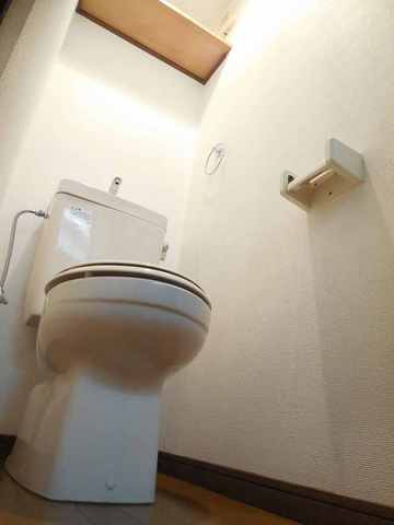 Other room space. Subway Kaizuka Station walk is a 4-minute location of Line do not transfer to Nishitetsu Tenjin Station