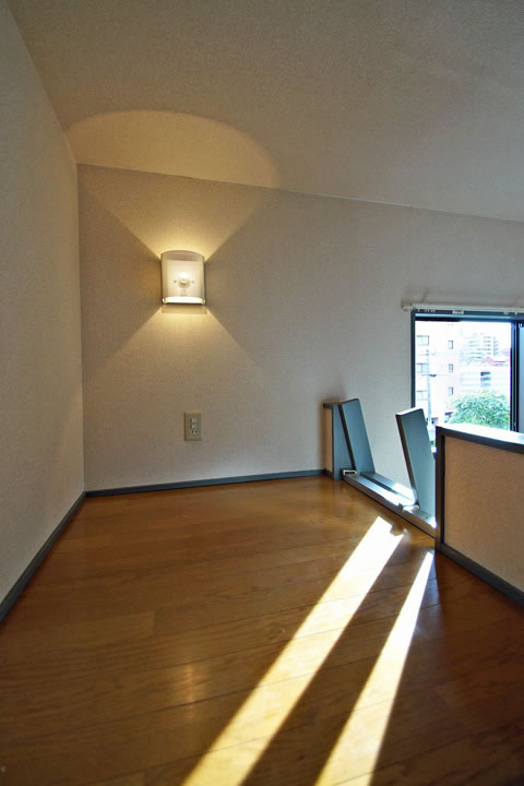 Other room space. loft