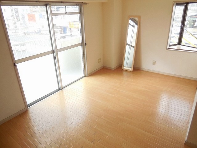 Other room space. Whole is a picture