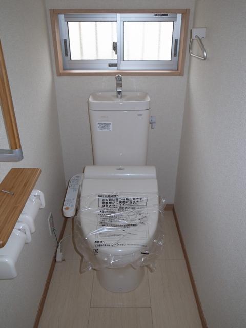 Toilet. Local shooting (10 May 2013)