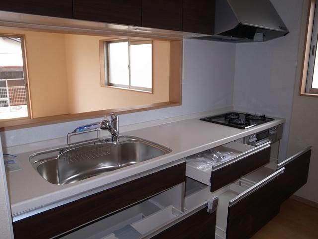 Kitchen. Local shooting (10 May 2013)