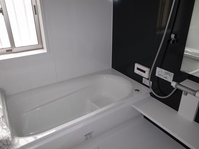 Bathroom. Local shooting (10 May 2013)