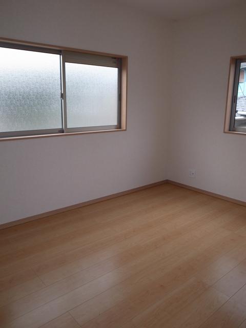 Non-living room. Local shooting (10 May 2013)