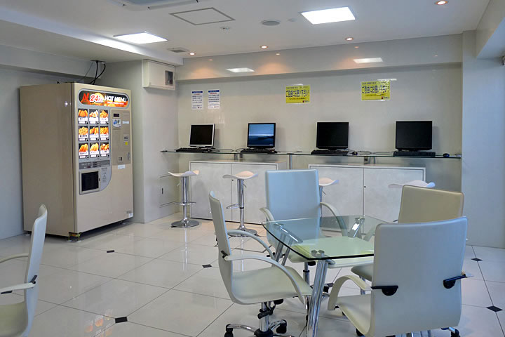 Other common areas. Free net lounge