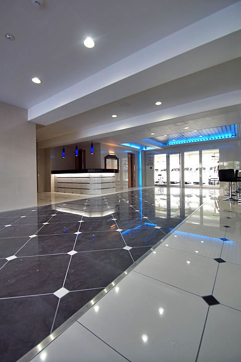 Building appearance. Entrance