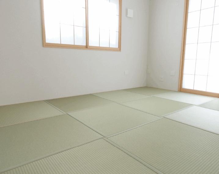 Non-living room. The photograph is the same type