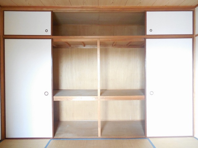 Other room space. Plenty of storage