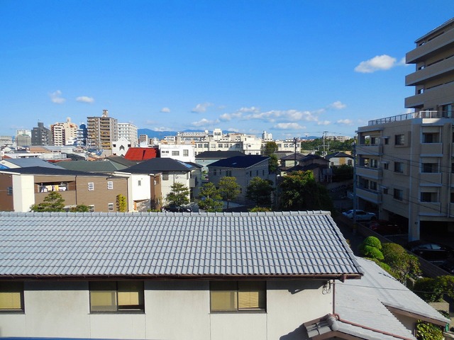 Other room space. Vista so much open