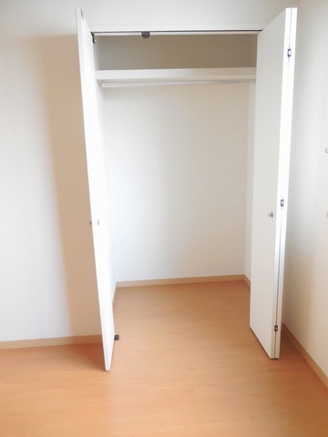 Other room space. Receipt