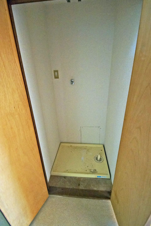 Other. Washing machine Storage