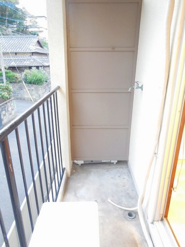 Other room space. There is a balcony