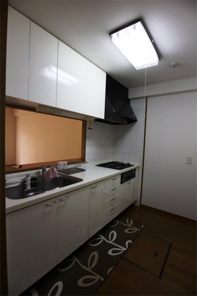 Kitchen. kitchen Another Room No. reference photograph