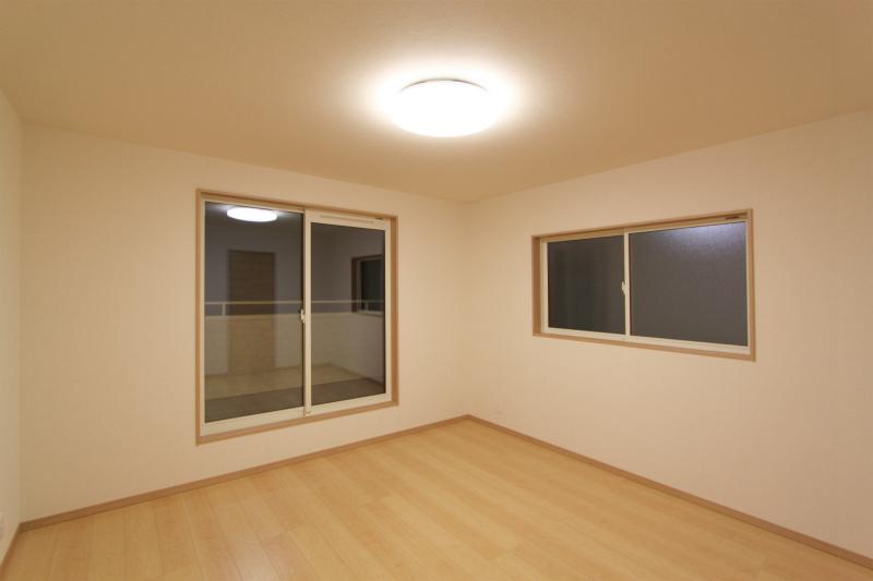 Same specifications photos (Other introspection)