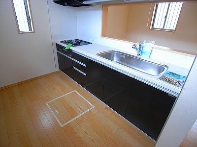 Same specifications photo (kitchen)